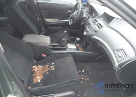 2009 Honda Accord 2.4 Ex from USA, damaged, VIN 1HGCP26799A092601